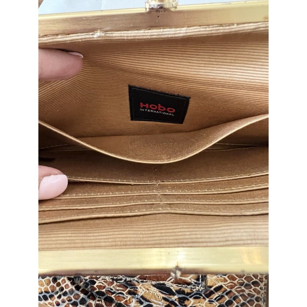 Hobo Wallet Womens The Original Brown Snakeskin Lauren Clasp - Picture 6 of 9
